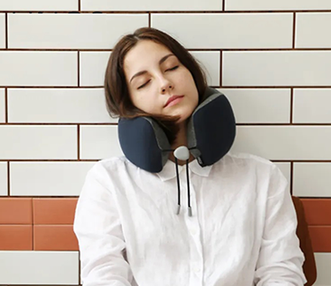 U-SHAPE TRAVEL PILLOW